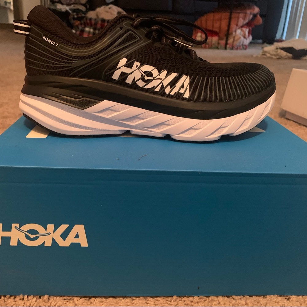 Brand new, never worn sneakers